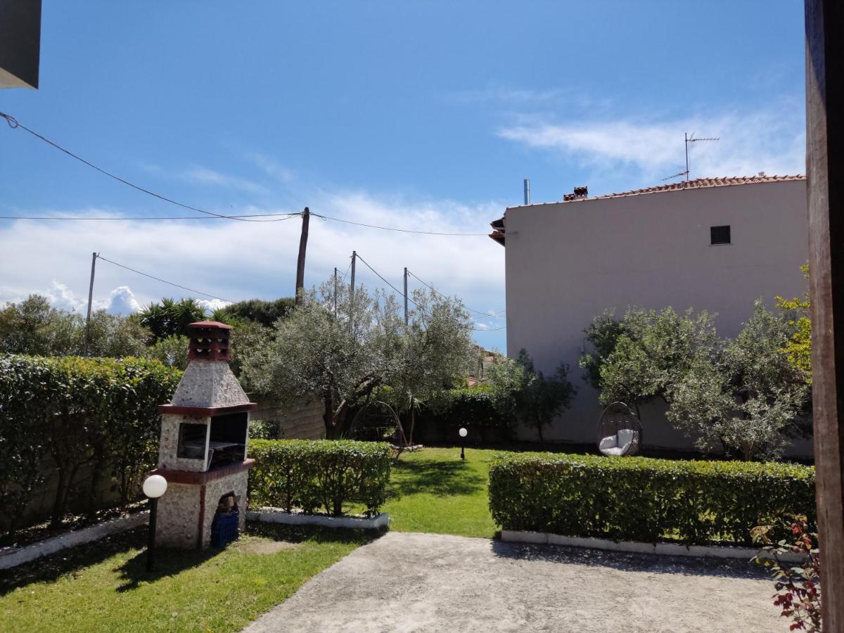 Villa Elina House 2 Nikiti  Esterno foto